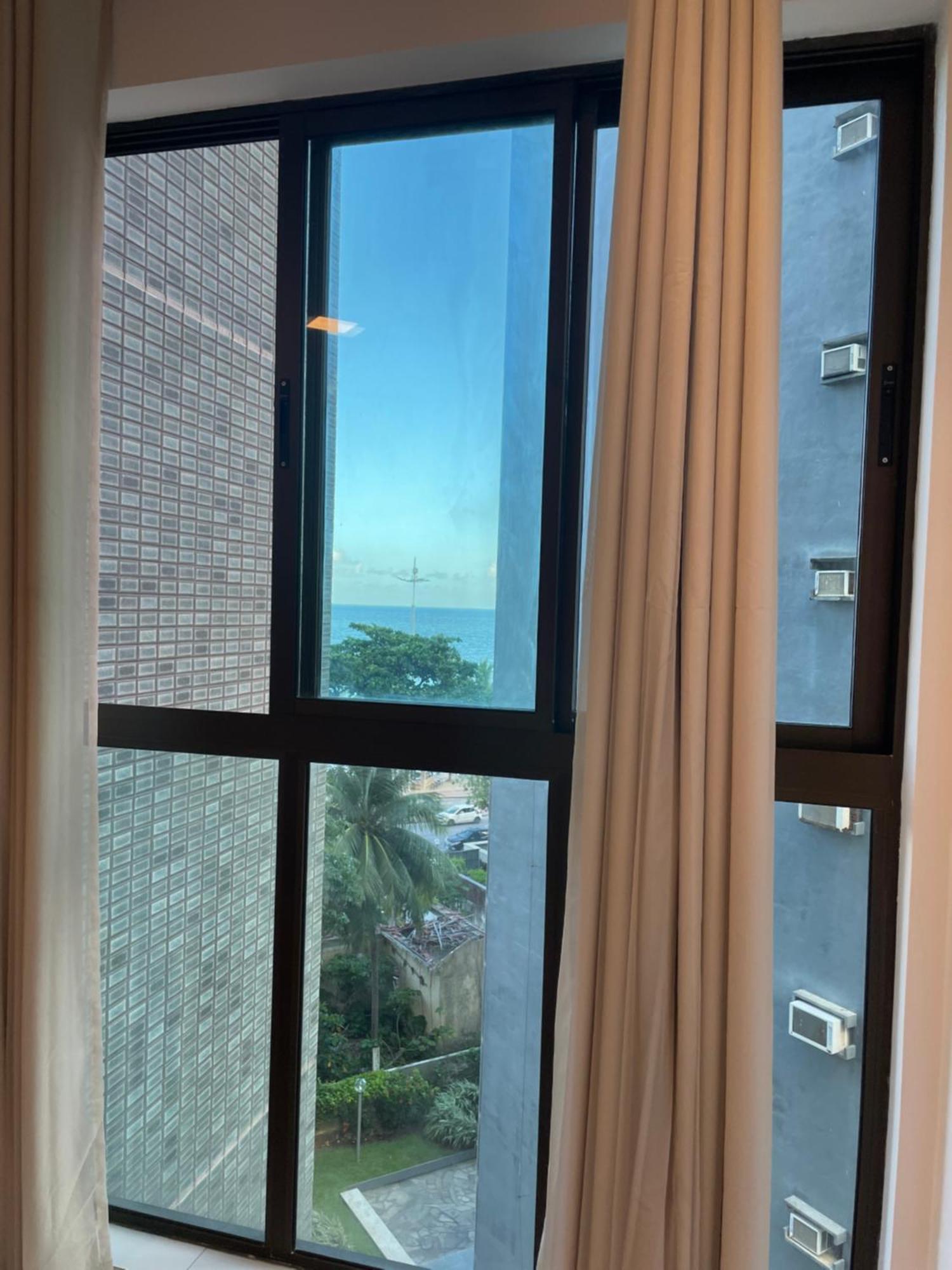Flat A 100 Metros Da Praia - Bairro De Boa Viagem Ресифи Екстериор снимка